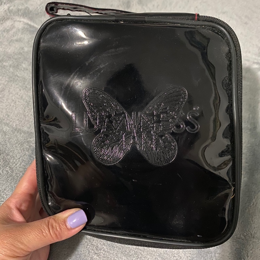 Luminess Airbrush Tan & Makeup System!